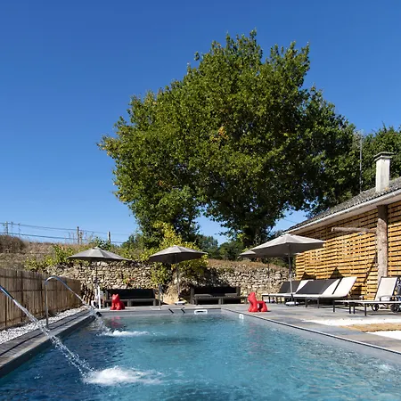 Les Deux Abbesses En | La Grande Maison Bed & Breakfast