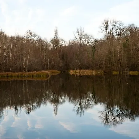 Les Deux Abbesses En Vert | La Grande Maison 3* Mareuil-sur-Belle