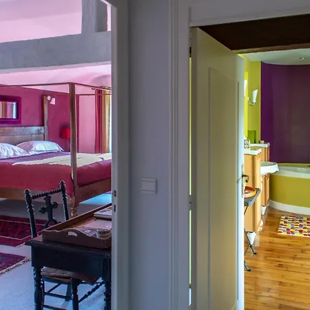 Les Deux Abbesses En | La Grande Maison Nocleg ze śniadaniem 4*