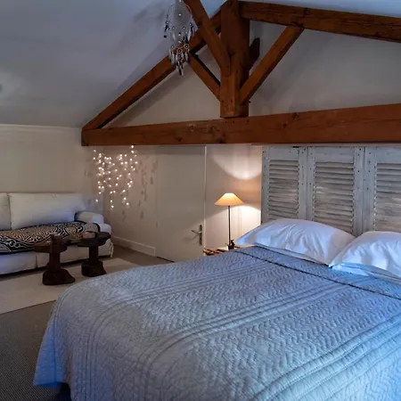 Les Deux Abbesses En Vert | La Grande Maison 4*