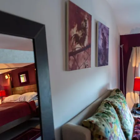 Nocleg ze śniadaniem Les Deux Abbesses En | La Grande Maison 4*