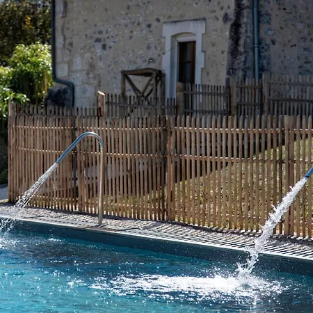 Les Deux Abbesses En Vert | La Grande Maison Mareuil-sur-Belle
