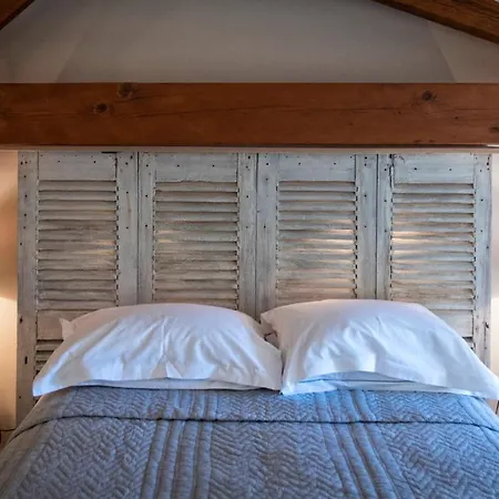 Nocleg ze śniadaniem Les Deux Abbesses En | La Grande Maison 4*