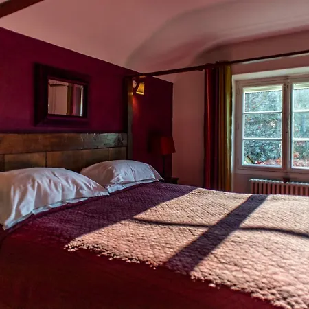 Les Deux Abbesses En | La Grande Maison