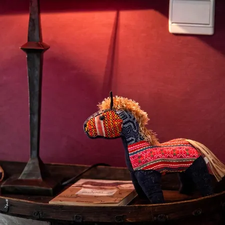 Les Deux Abbesses En Vert | La Grande Maison Mareuil-sur-Belle