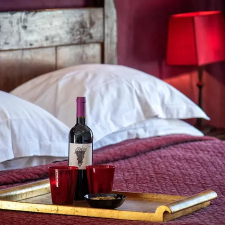 Les Deux Abbesses En | La Grande Maison Nocleg ze śniadaniem 4*