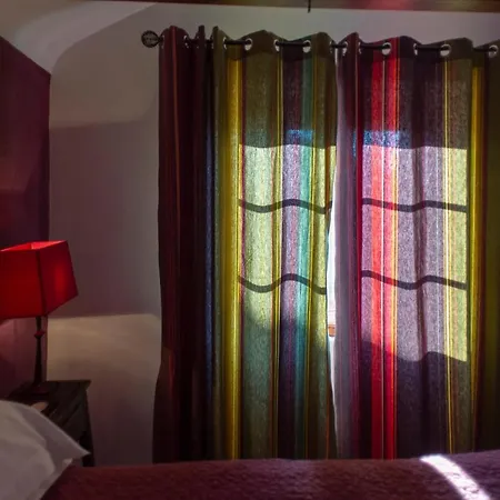 Nocleg ze śniadaniem Les Deux Abbesses En | La Grande Maison 4*