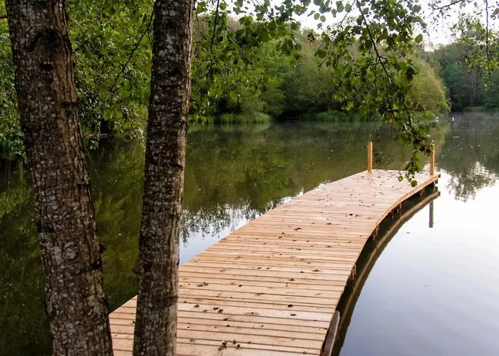 Couette-café Les Deux Abbesses En Vert | La Grande Maison Mareuil-sur-Belle