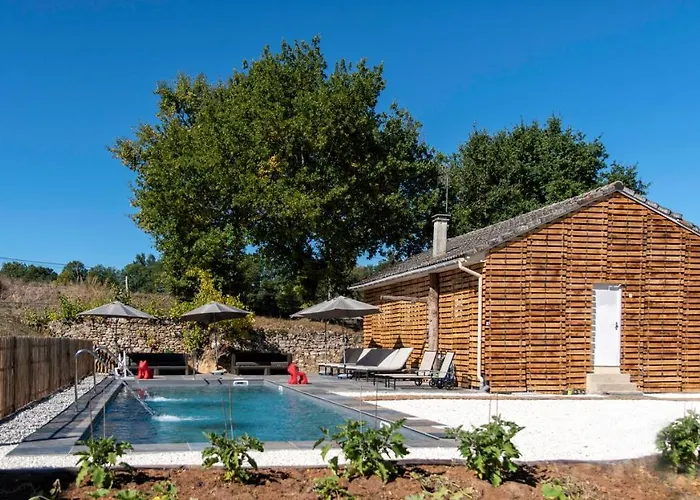 Les Deux Abbesses En Vert | La Grande Maison 4* Mareuil-sur-Belle