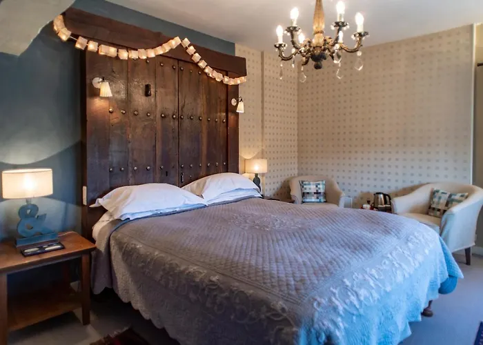 Couette-café Les Deux Abbesses En Vert | La Grande Maison