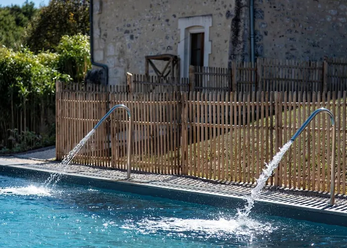 Les Deux Abbesses En Vert | La Grande Maison Mareuil-sur-Belle