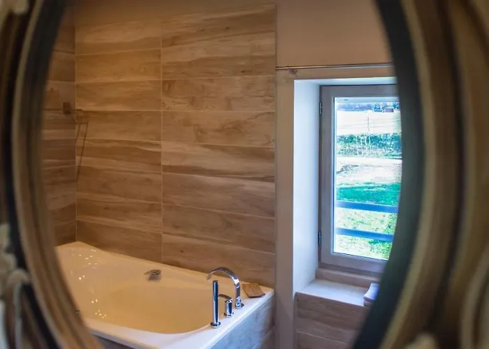 Couette-café Les Deux Abbesses En Vert | La Grande Maison Mareuil-sur-Belle