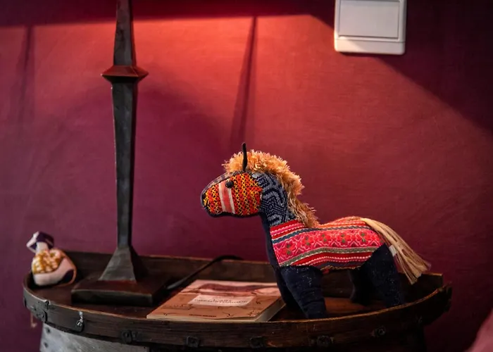 Les Deux Abbesses En Vert | La Grande Maison Mareuil-sur-Belle